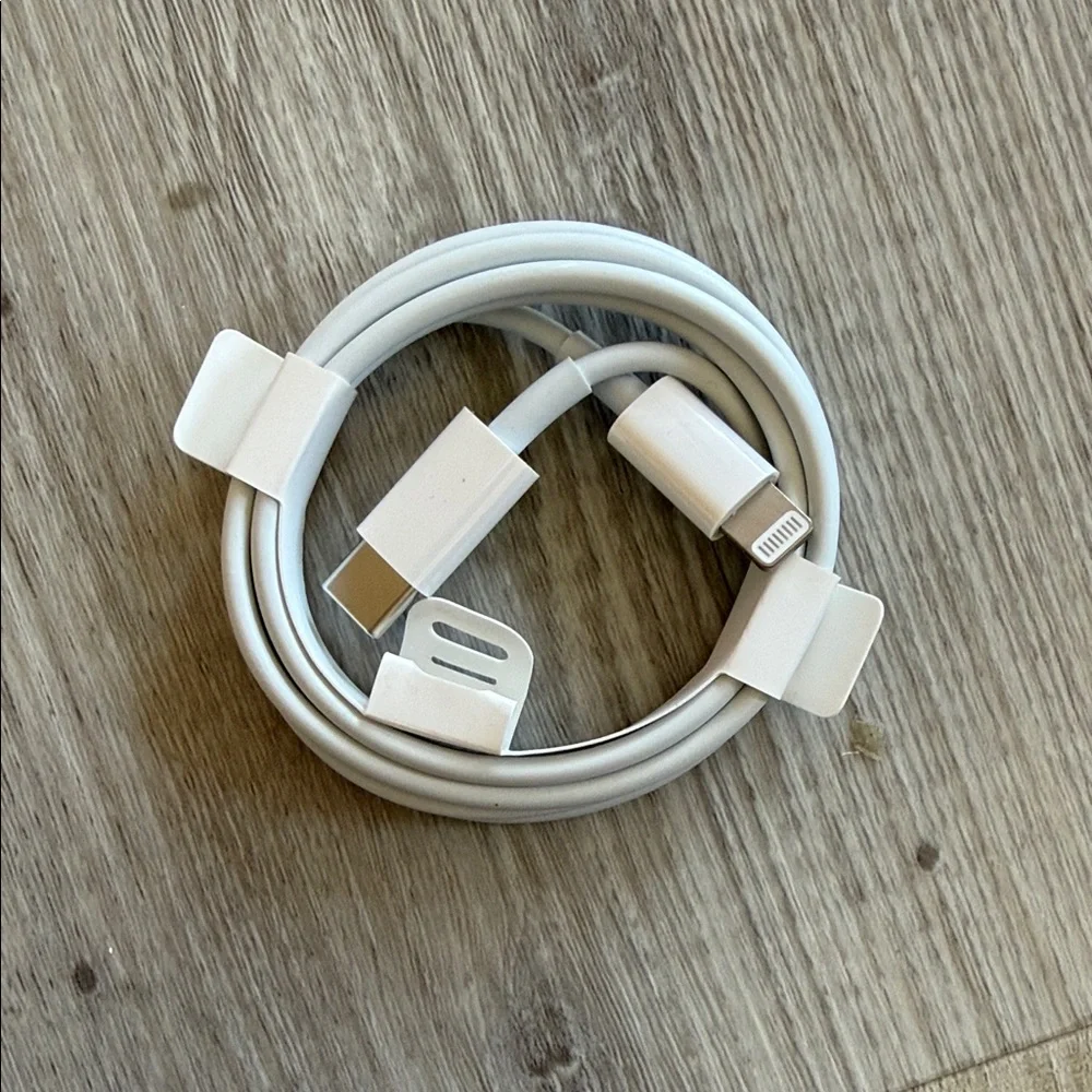 Apple usb-c to lightning cable